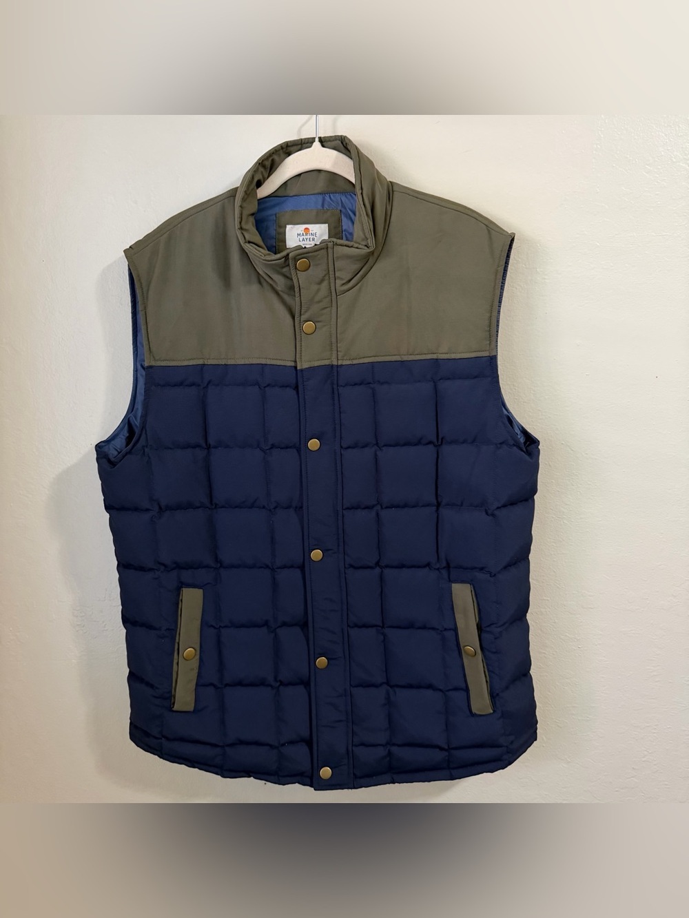 Marine Layer Sawyer Down Puffer‎ Vest Mens M Full Zip Quilted Outdoor Gorpcore - Picture 4 of 14